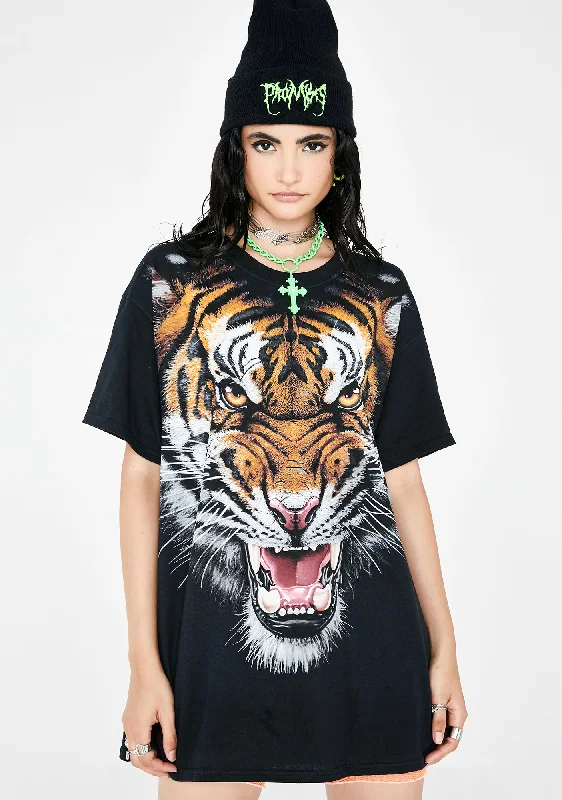 Seasonal Women's Fashion Trends Exotic Wildlife Graphic Tee