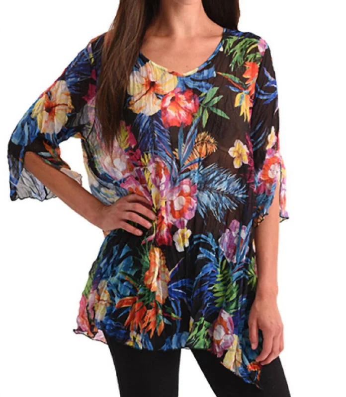 Women's Outdoor Attire Tropical Paradise 3/4 Sleeve Tunic In Multi