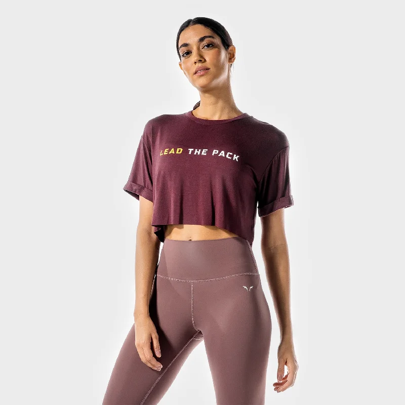 Women's Date Night Outfit The Pack Crop Tee - Plum