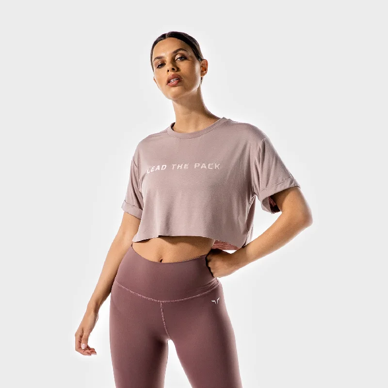 Women's Romantic Outfit The Pack Crop Tee - Taupe