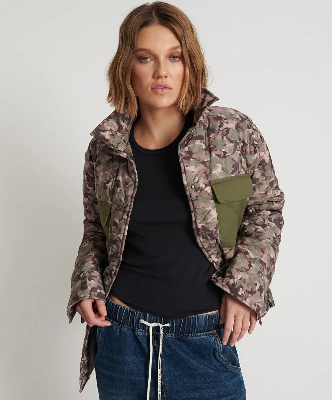 Stylish Savings CAMO QUILTED JACKET