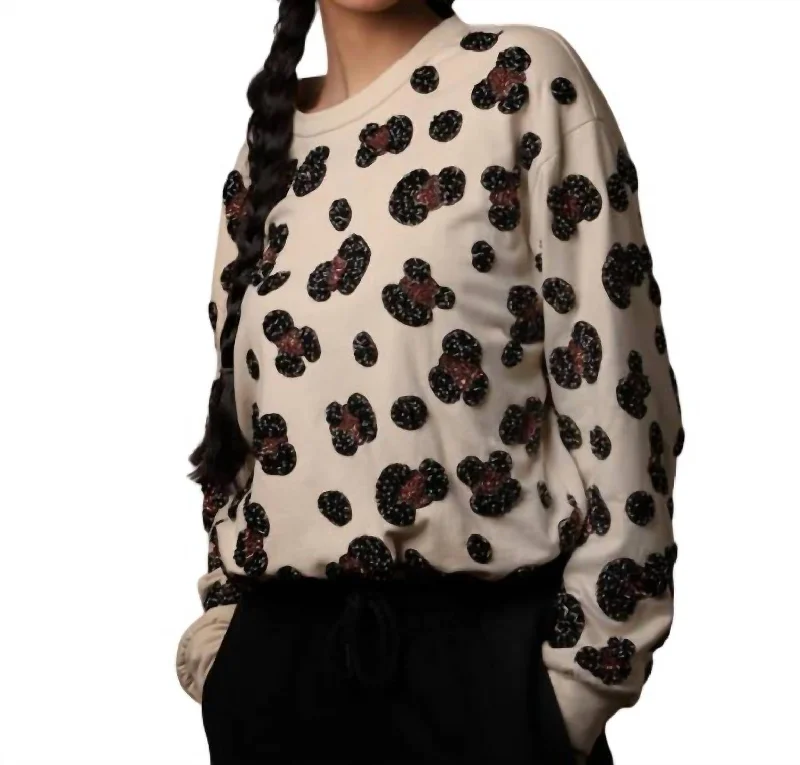 Fashionable Women's Wardrobe Cheetah Sweatshirt In Beige