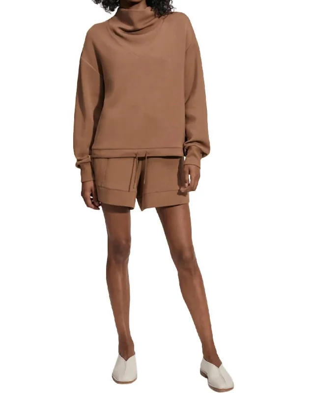 Athleisure Wear Betsy Sweatshirt In Golden Bronze