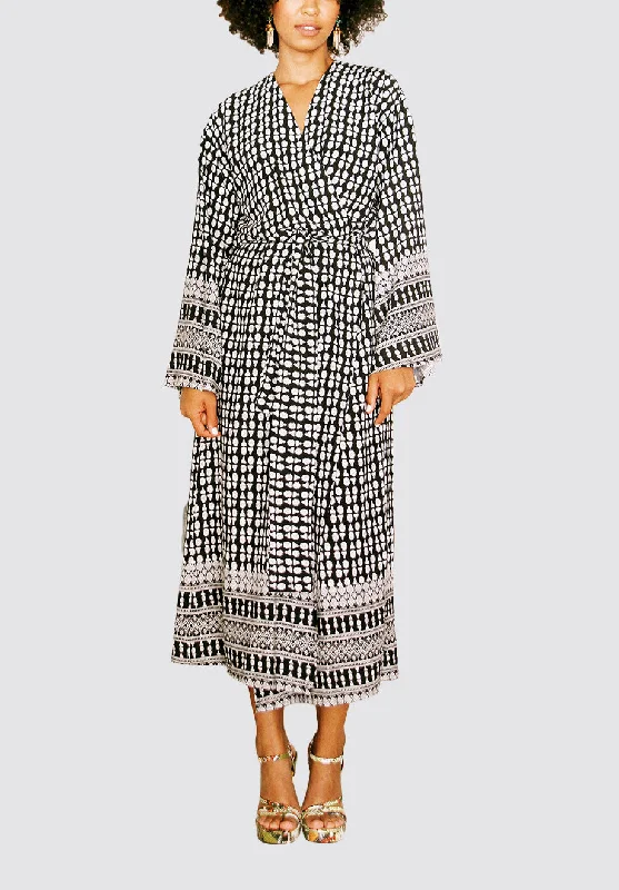 Elegant Women's Attire Voyage Wrap | B&W Totemic Print