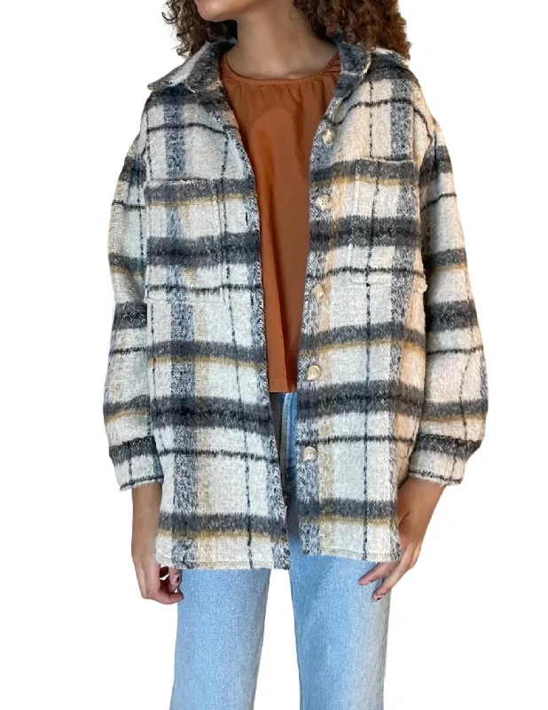 Women's Cozy Winter Attire Goldie Coat In Plaid