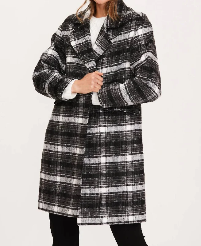 Trendy Women's Apparel for All Seasons Mckinny Coat In Multi