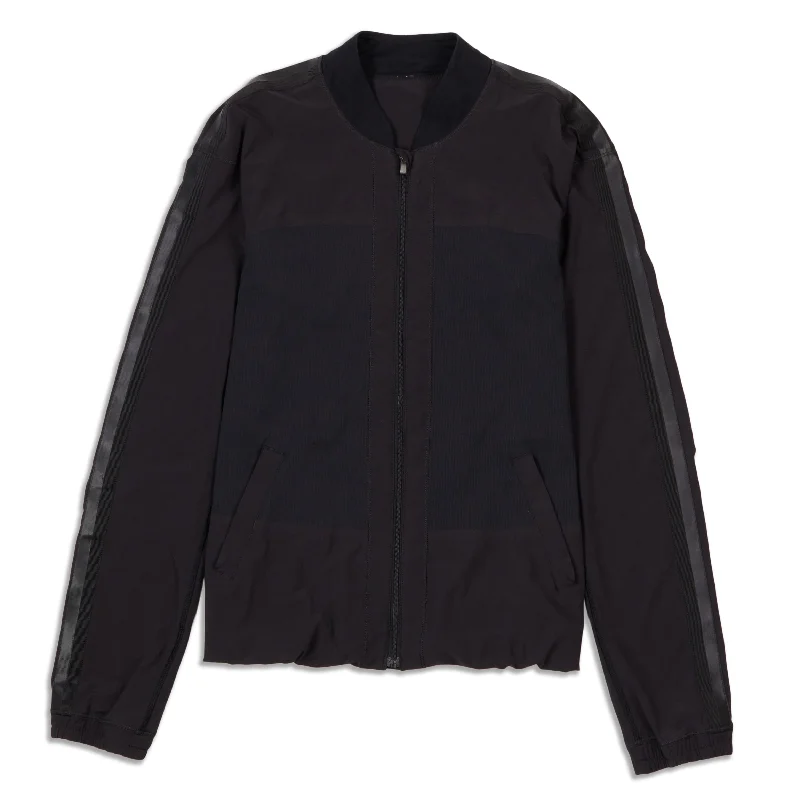 Women's Everyday Attire Off The Court Jacket - Resale