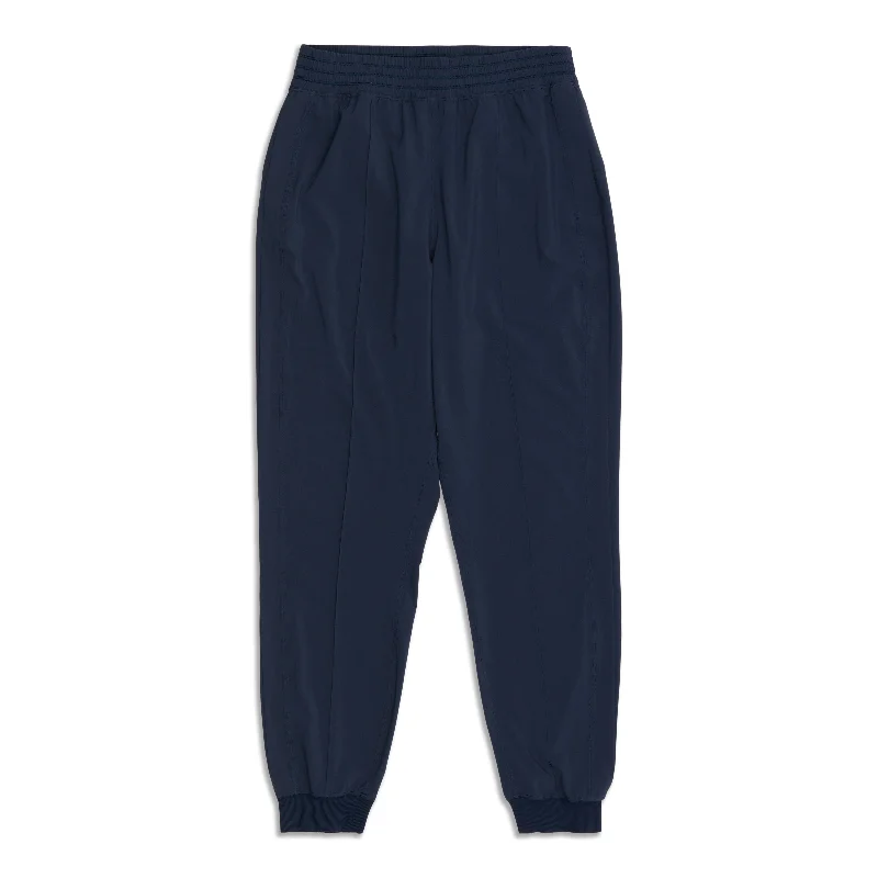 City Fashion Wanderer Jogger - Resale